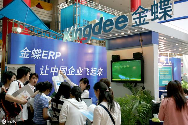 騰訊、華為為何都用IT技術(shù)外包？畢業(yè)生求職，IT外包公司值得去嗎